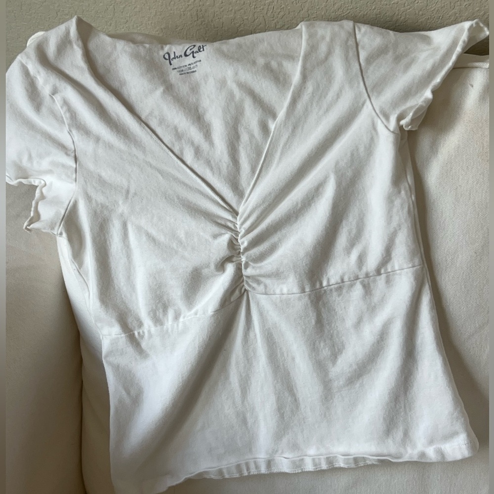 Brandy Melville Short Sleeve Top